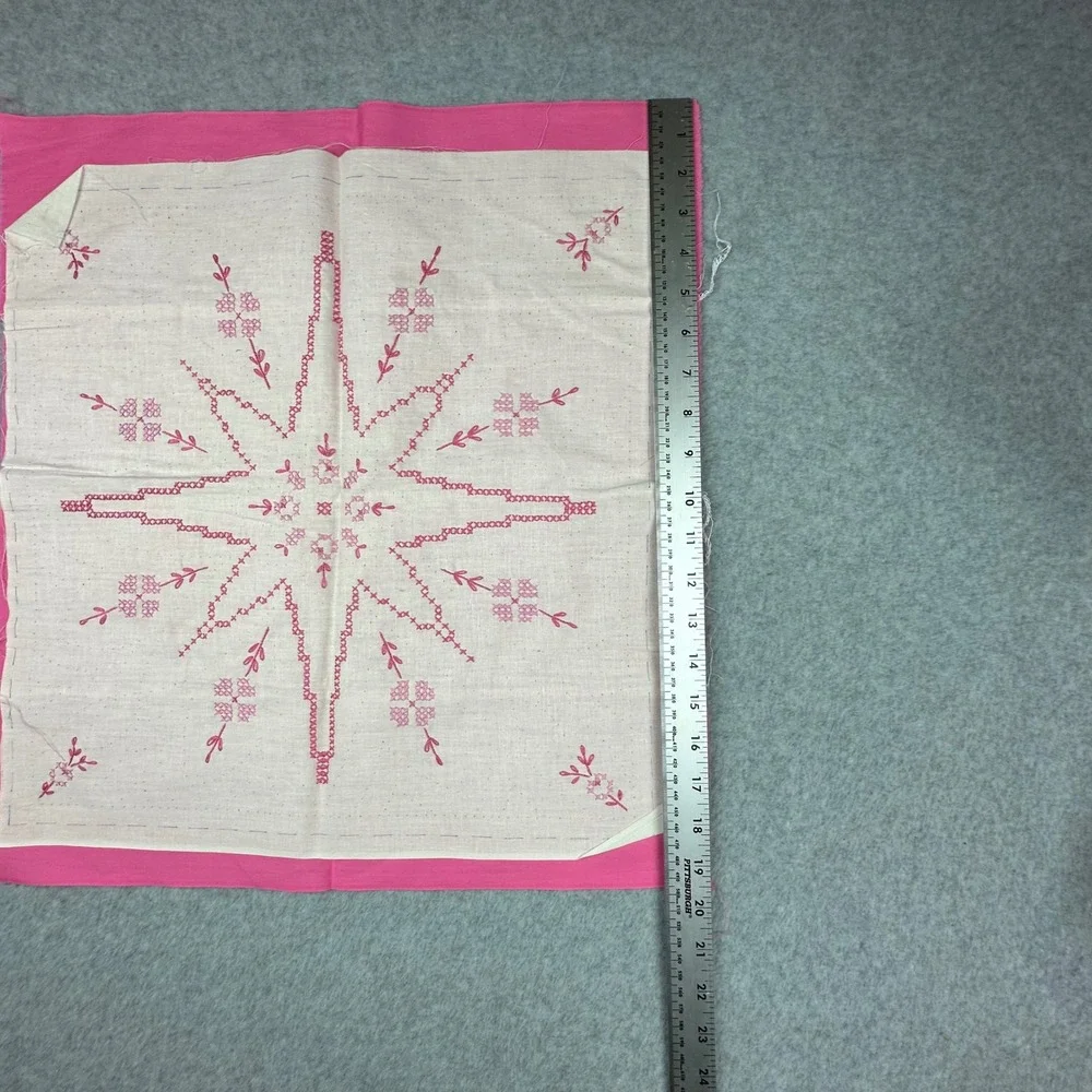Vtg‎ Pink Cross Stitch Quilt Blocks Embroidery Star Floral Unfinished Lot 18x18